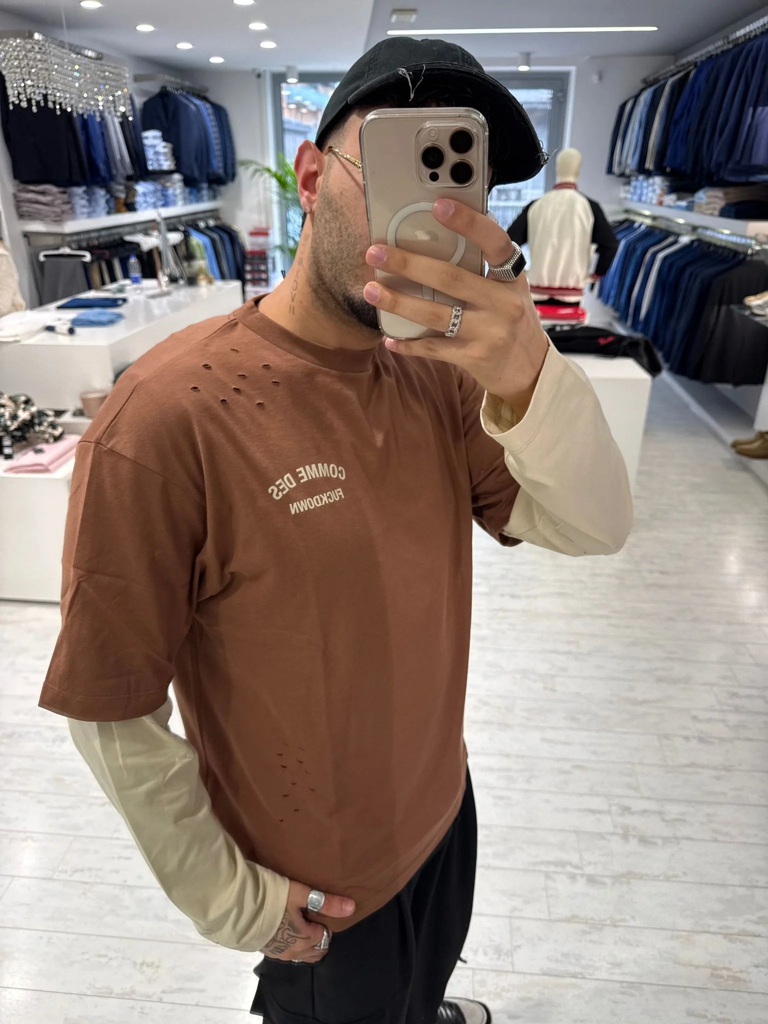 T-shirt Comme Des Fuckdown
