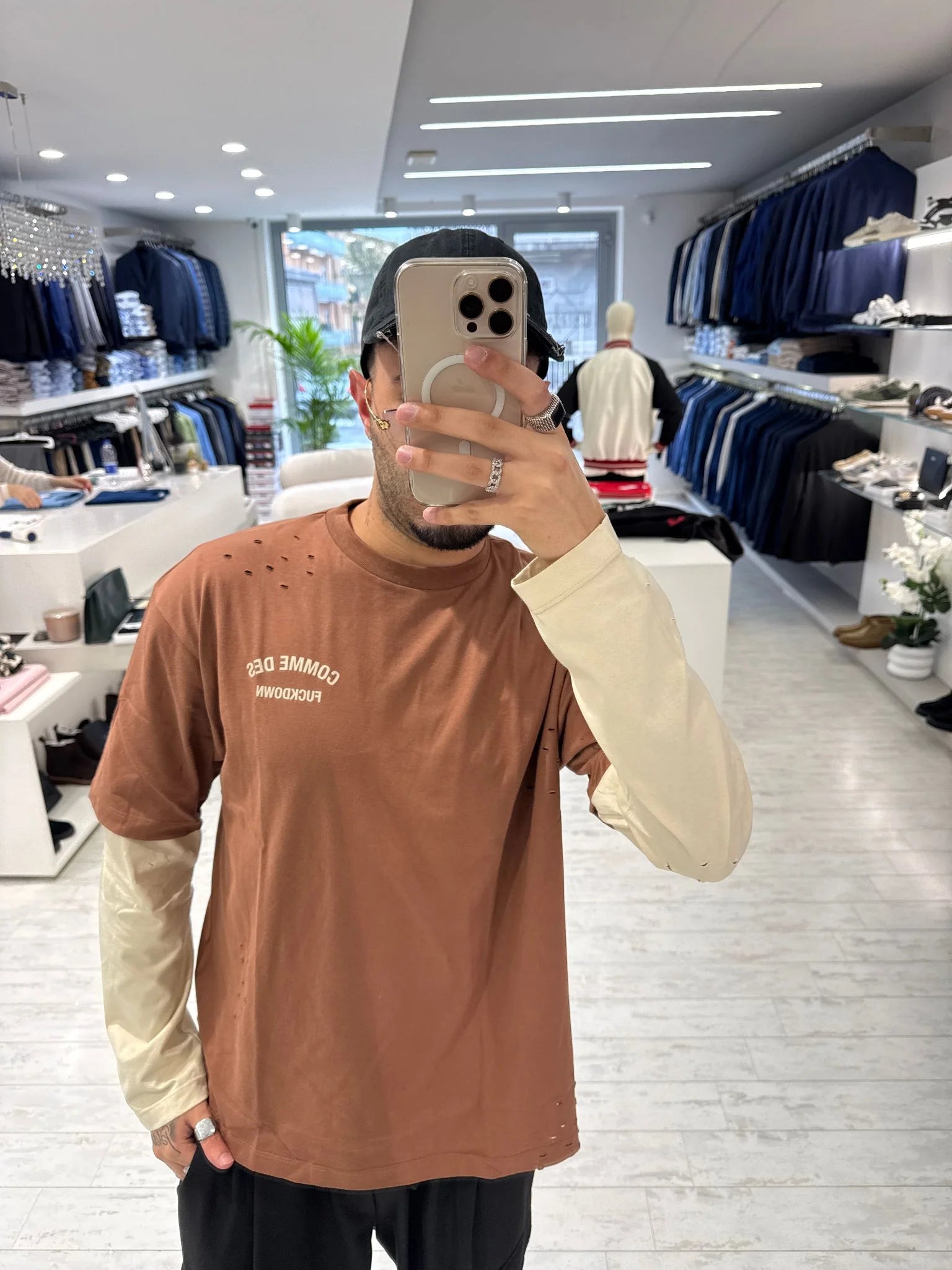 T-shirt Comme Des Fuckdown